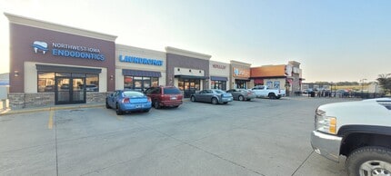 1603 1st Ave SW, Sioux Center, IA for lease Building Photo- Image 2 of 4