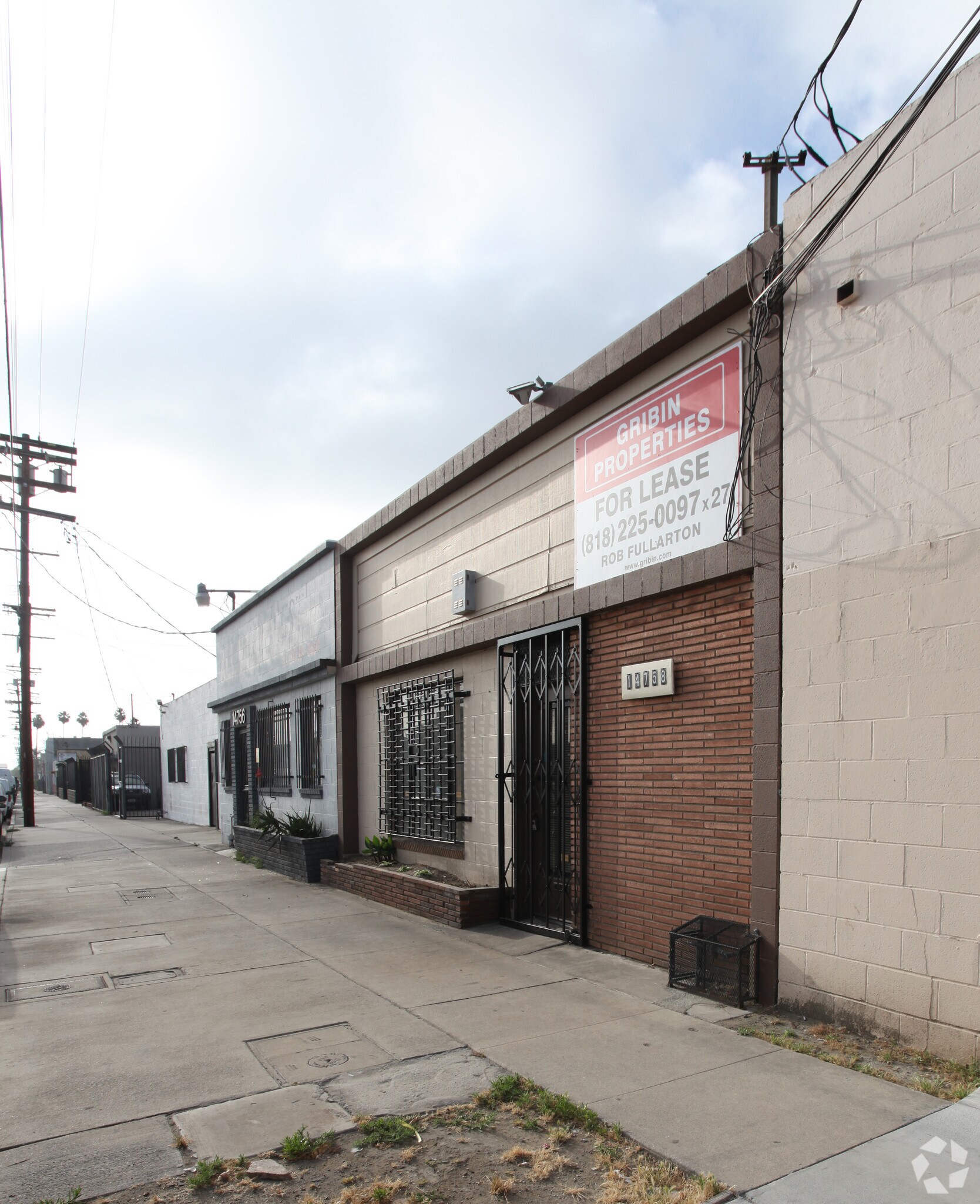 14758 Keswick St, Van Nuys, CA for lease Primary Photo- Image 1 of 15