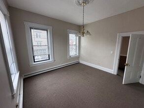 110 Main St, East Greenwich, RI for lease Building Photo- Image 2 of 4