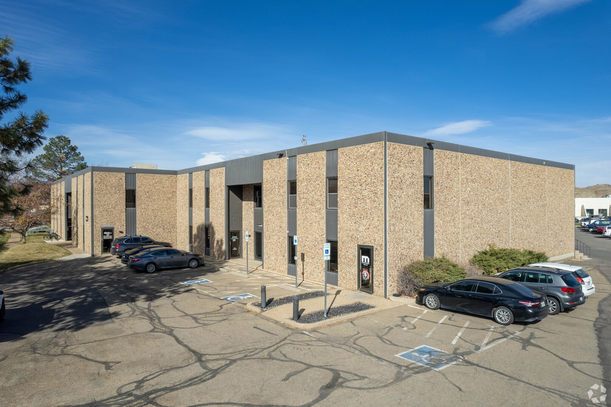 1898 S Flatiron Ct, Boulder, CO for lease Primary Photo- Image 1 of 8