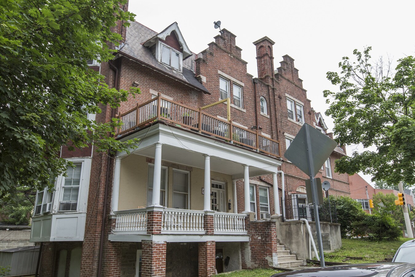 6632 Germantown Ave, Philadelphia, PA 19119