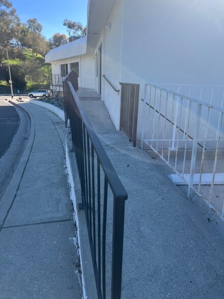 5411 Valley Blvd, Los Angeles, CA for lease - Building Photo - Image 3 of 17