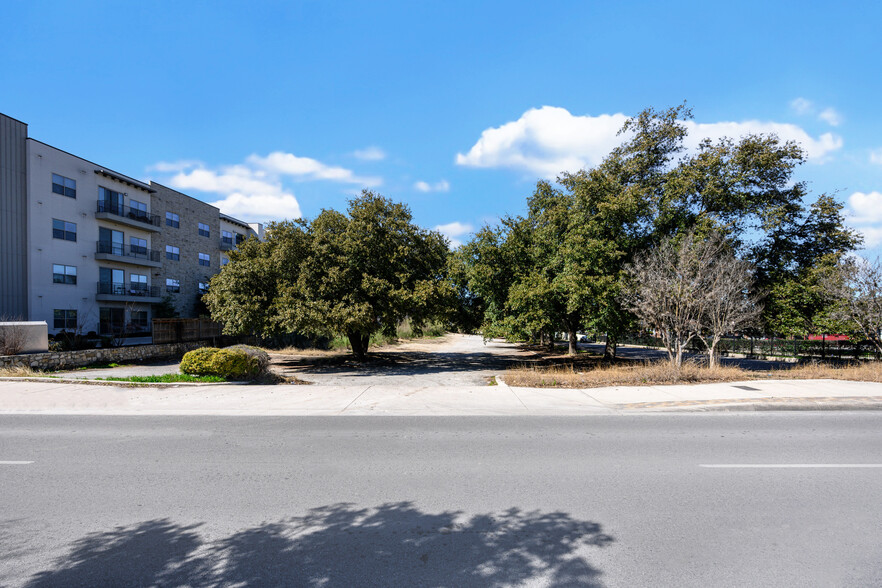 7401 Wurzbach Rd, San Antonio, TX for sale - Interior Photo - Image 3 of 26