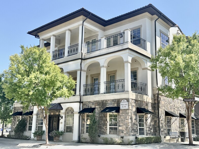 97 Village Ln, Colleyville, TX for lease - Building Photo - Image 2 of 9