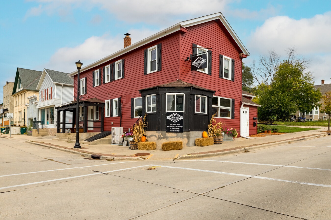 1800 Barton Ave, West Bend, WI 53090