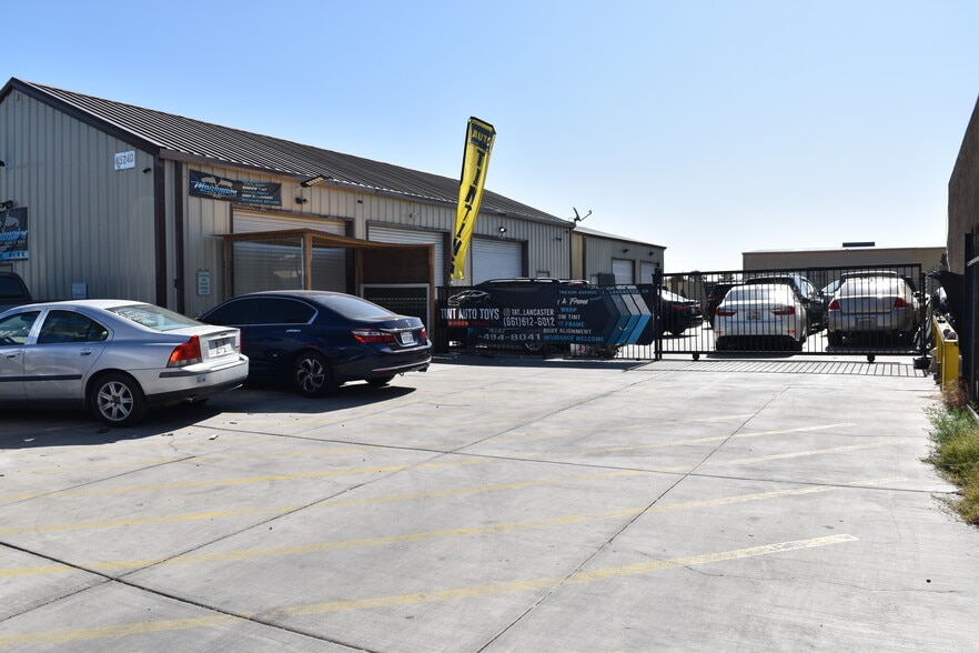 45240 N Trevor Ave, Lancaster, CA for sale - Building Photo - Image 1 of 18