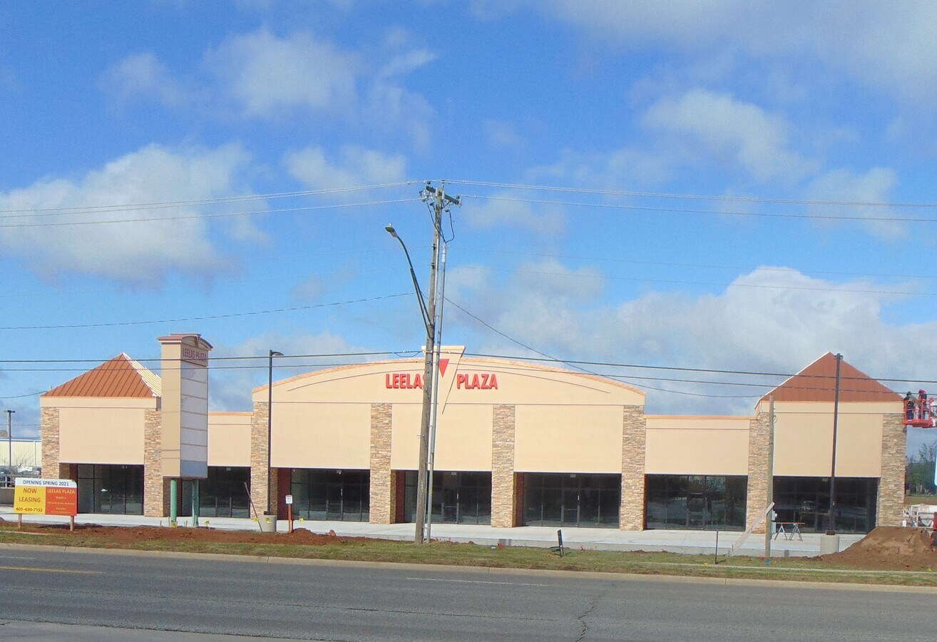 800 Garth Brooks, Yukon, OK 73099