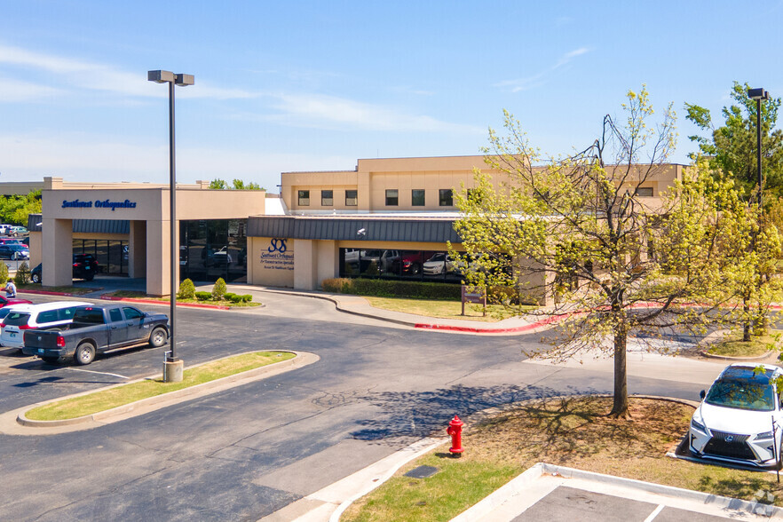 8100 S Walker Ave, Oklahoma City, OK for lease - Building Photo - Image 1 of 5