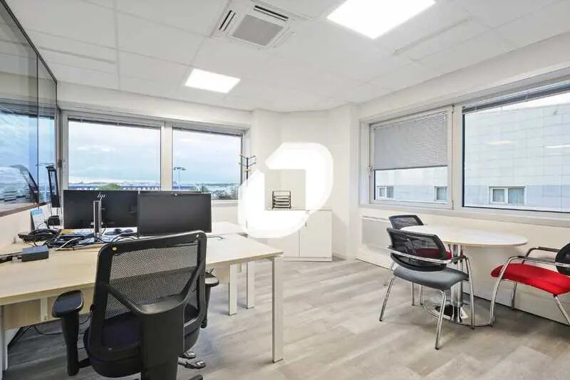 3-5 Rue Du Pont Des Halles, Rungis for lease Building Photo- Image 1 of 47