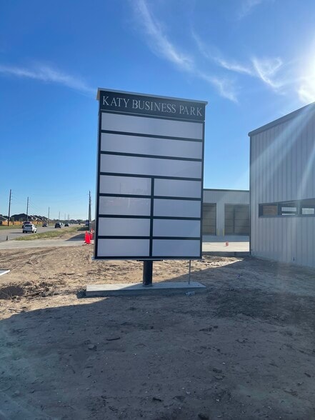 3313-3345 Porter Rd, Katy, TX for lease - Building Photo - Image 3 of 11