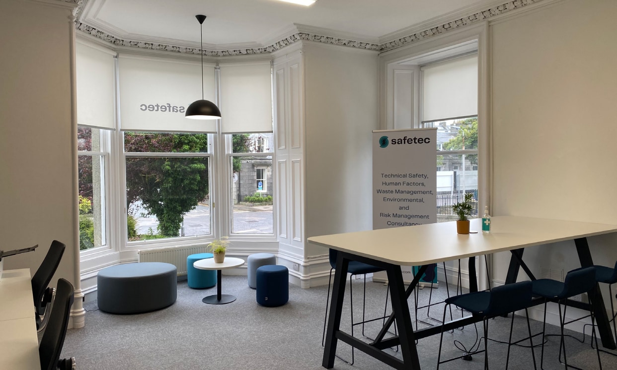 26 Carden Pl, Aberdeen for lease Interior Photo- Image 1 of 2