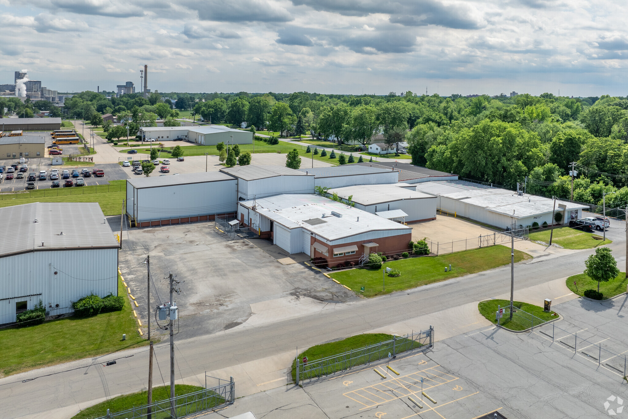 2015 E Olive St, Decatur, IL for lease Aerial- Image 1 of 17