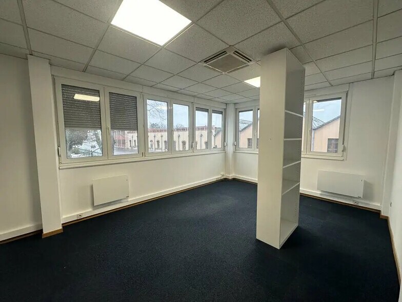 Office in Sélestat for lease - Interior Photo - Image 3 of 7