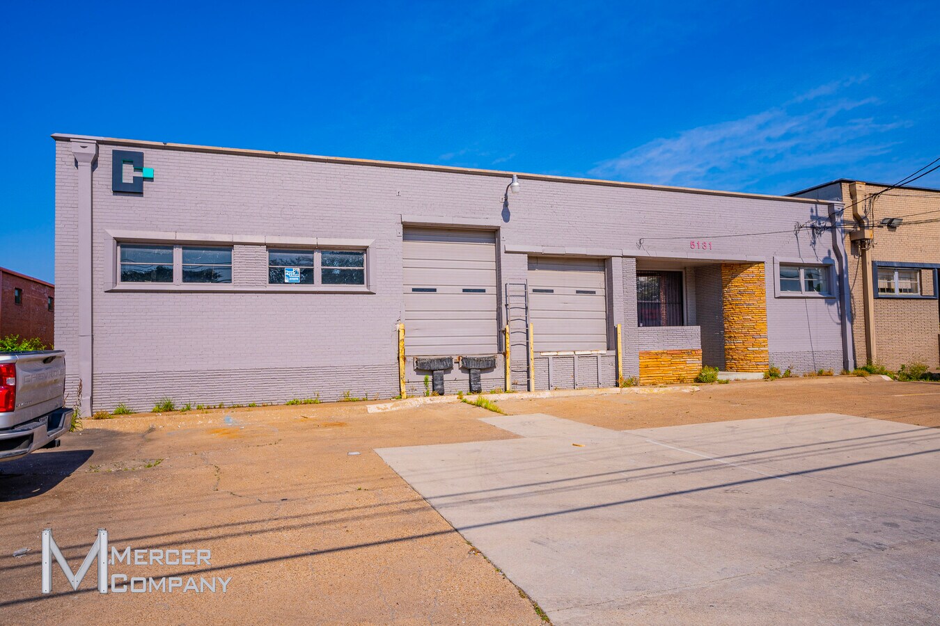 5131 Sharp St, Dallas, TX 75247