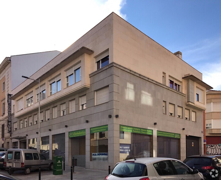 Calle Del Cronista Manuel Serrano, 2, Guadalajara, Guadalajara for lease - Primary Photo - Image 1 of 2