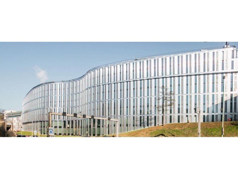 51 Rue Paul Meurice, Paris for lease - Building Photo - Image 1 of 14