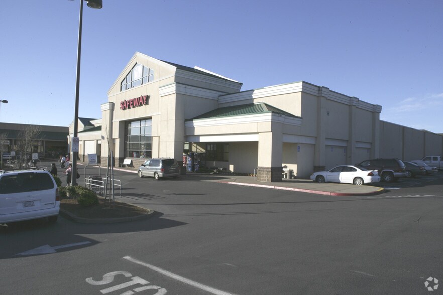 4041-4101 NW Logan Rd, Lincoln City, OR for lease - Primary Photo - Image 1 of 2