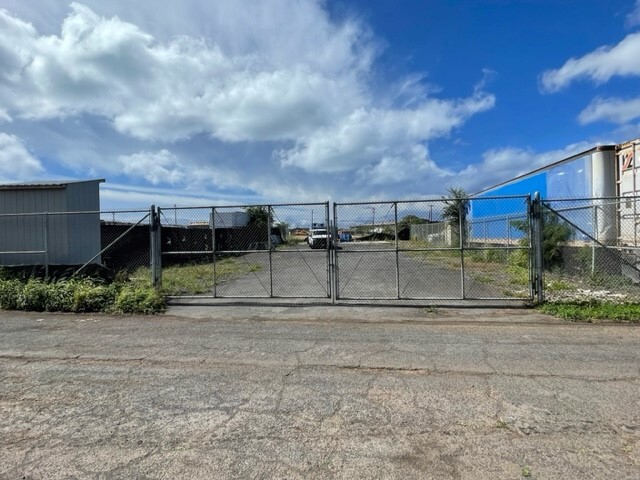 Intrepid St, Kapolei, HI for lease - Building Photo - Image 1 of 3