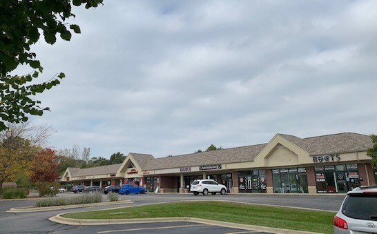 626-654 E State Rd, Island Lake, IL for sale - Primary Photo - Image 1 of 1