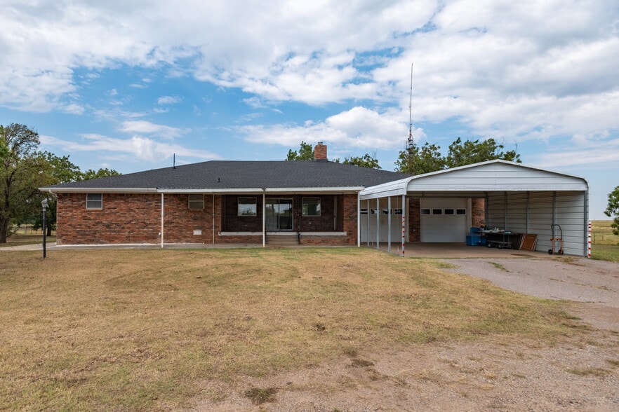 7935 County Road 16, Wheeler, TX for sale - Primary Photo - Image 1 of 44