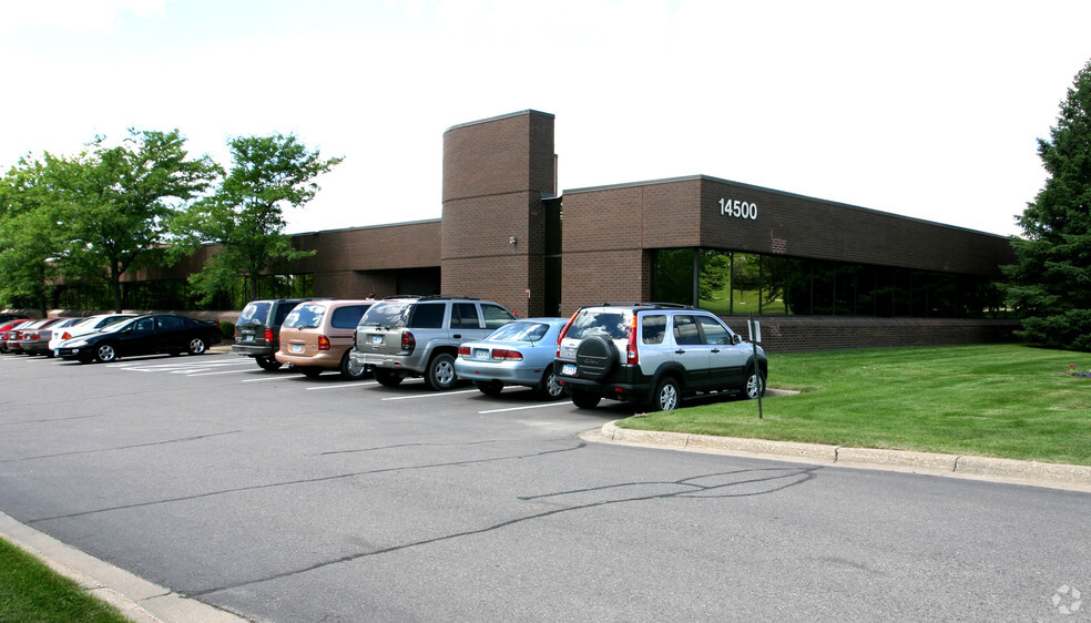 14500 Burnhaven Dr, Burnsville, MN for lease - Building Photo - Image 3 of 5