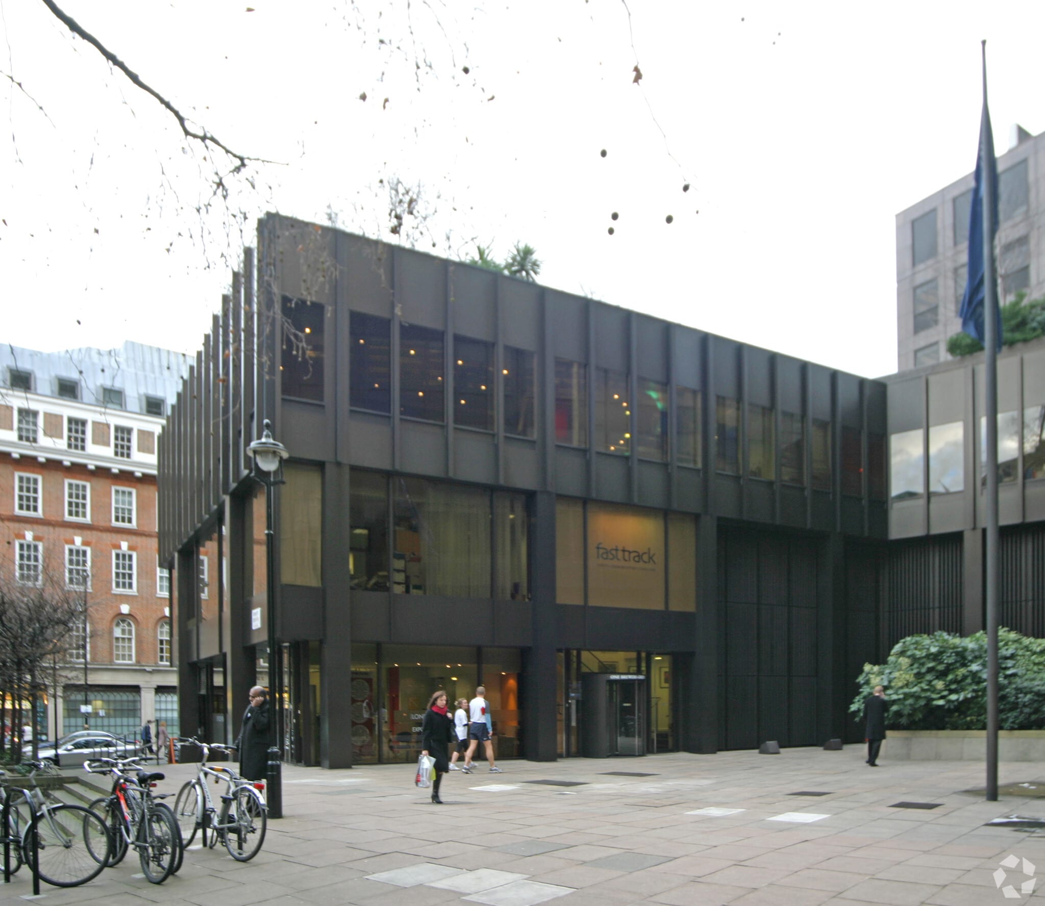 1 Brewers Green, London for sale Primary Photo- Image 1 of 1