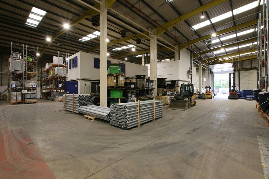 620 Europa Blvd, Warrington for lease - Interior Photo - Image 2 of 12