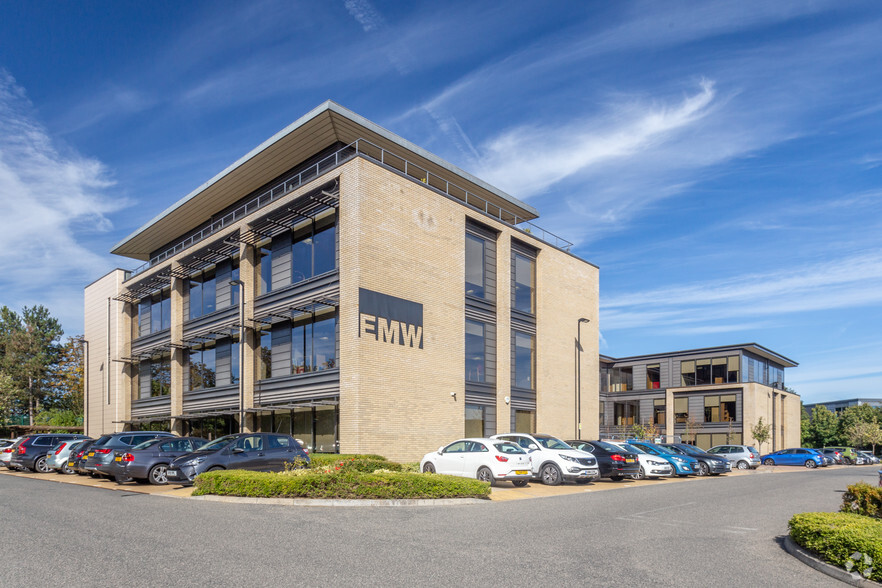 1 Seebeck Pl, Milton Keynes for lease - Building Photo - Image 1 of 2