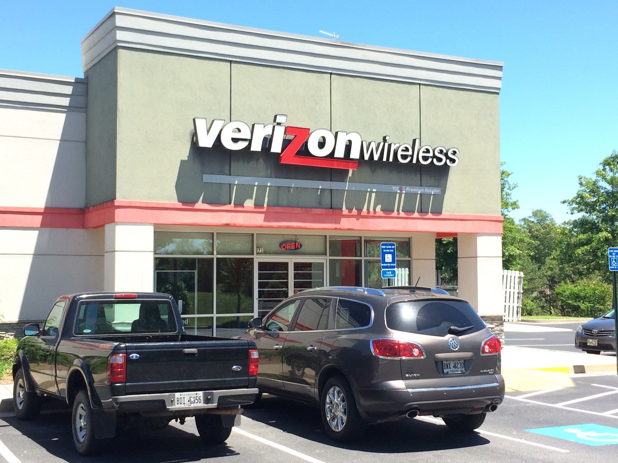 271 Walmart Ct, Eastanollee, GA for sale Building Photo- Image 1 of 1