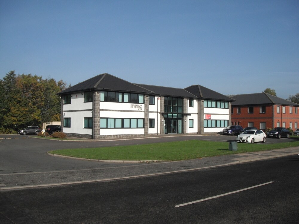 8 Ellerbeck Way, Middlesbrough for lease Primary Photo- Image 1 of 3
