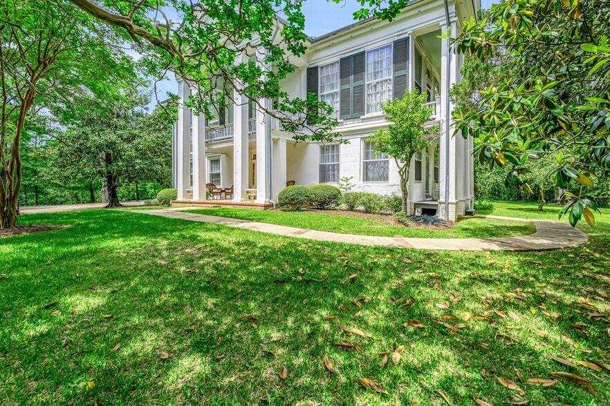 607 Old West Point Rd, Starkville, MS for sale - Building Photo - Image 2 of 45