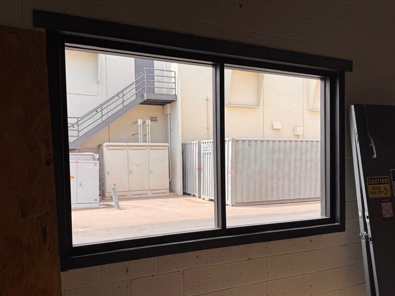 111 S Dobson Rd, Mesa, AZ for lease - Building Photo - Image 2 of 12