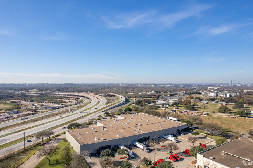 800 Interchange Blvd, Austin, TX for lease - Aerial - Image 2 of 5