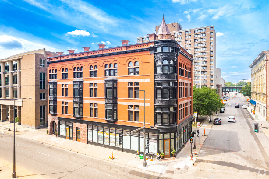 5 7th St W, Saint Paul, MN for sale - Primary Photo - Image 1 of 1