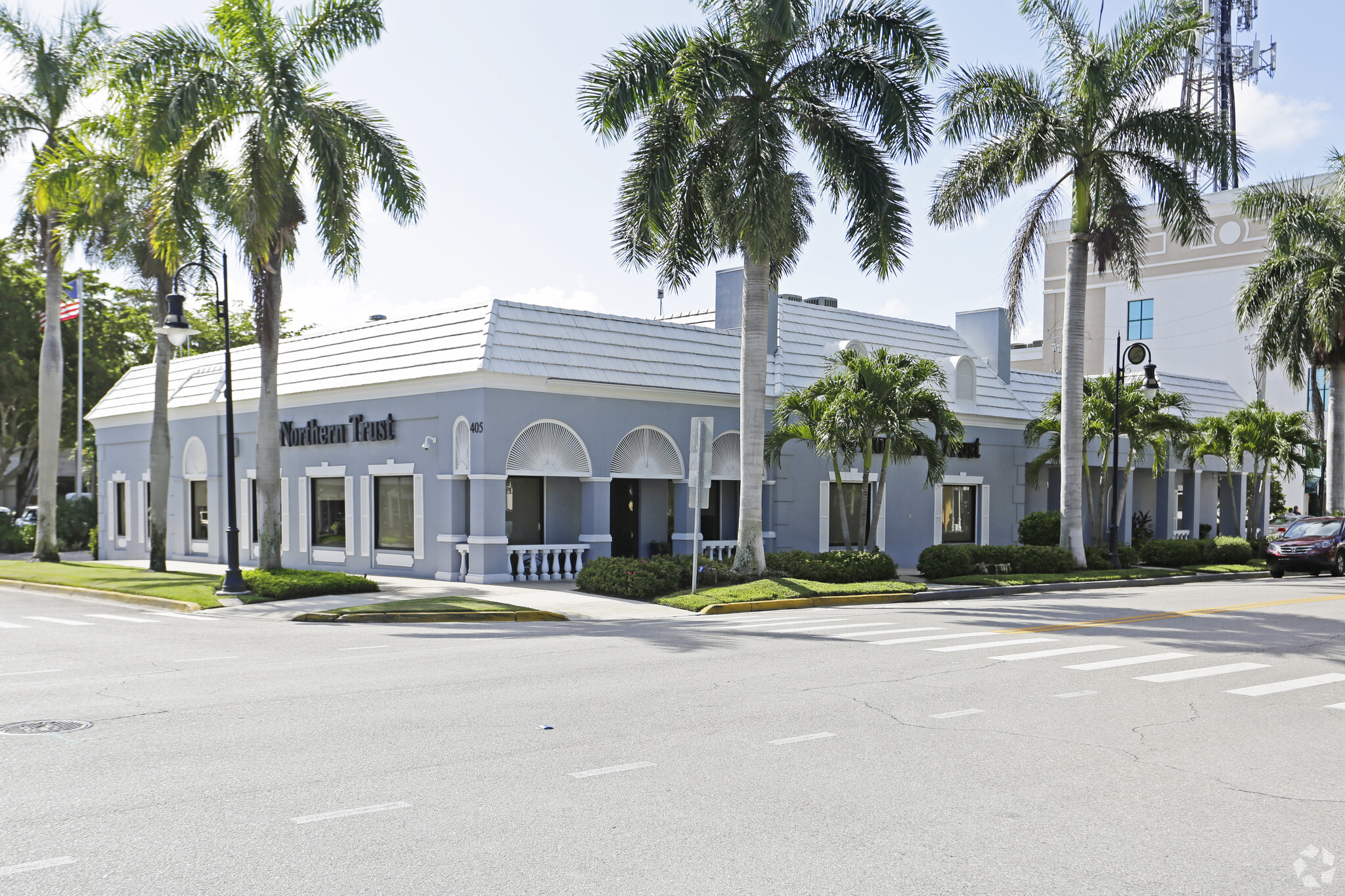 405-445 8th St S, Naples, FL for lease Primary Photo- Image 1 of 10