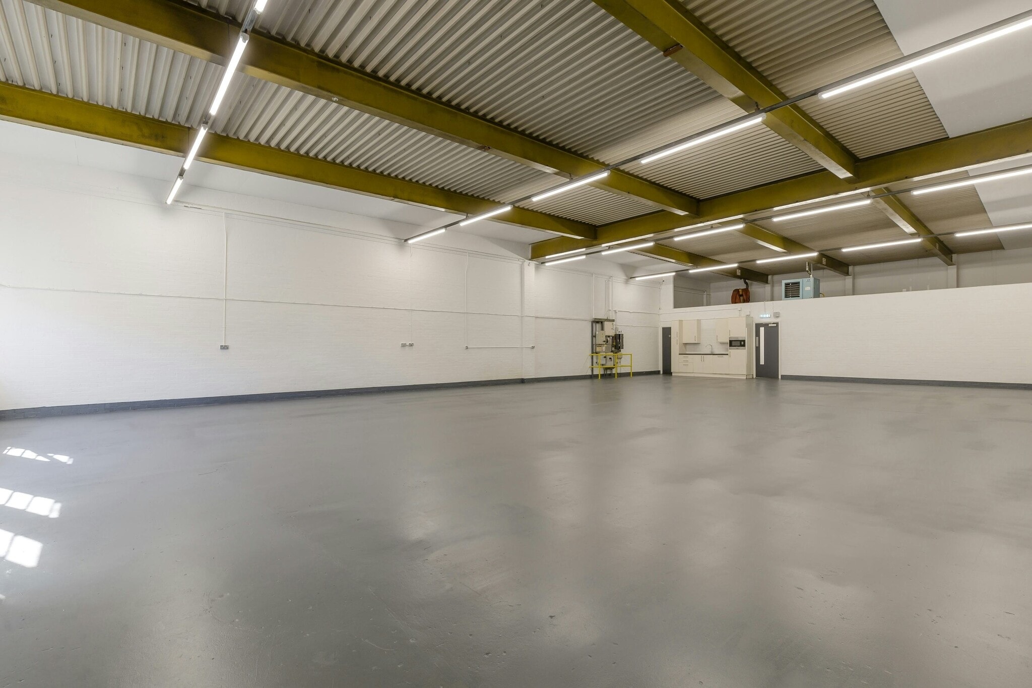 Maxwell Rd, Peterborough for lease Interior Photo- Image 1 of 2