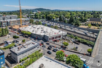 4030 NE Halsey St, Portland, OR - AERIAL  map view