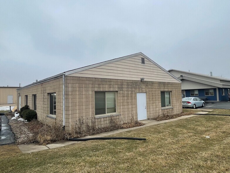 2415 Pleasant View Rd, Middleton, WI 53562