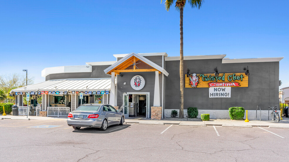 748 N Gilbert Rd, Gilbert, AZ 85234 - Retail for Sale | LoopNet