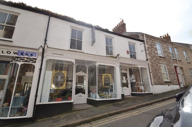 2a Bedford Rd, St Ives for sale Primary Photo- Image 1 of 1