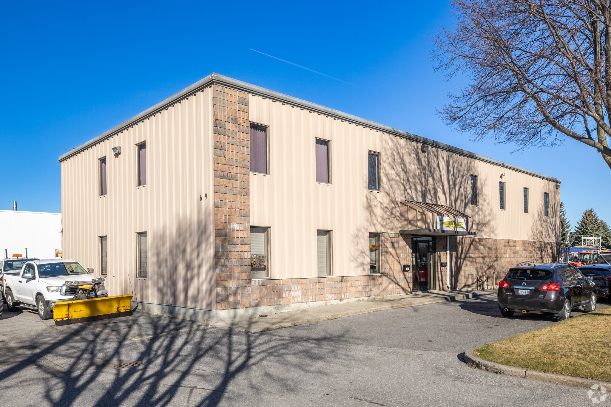 69 Jamie Ave, Ottawa, ON for lease Primary Photo- Image 1 of 4