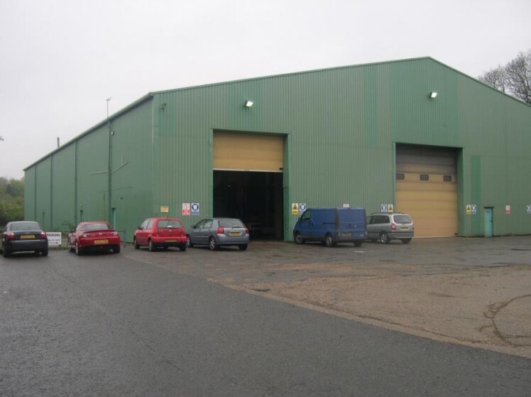 Pytchley Lodge Rd, Kettering for sale Primary Photo- Image 1 of 1