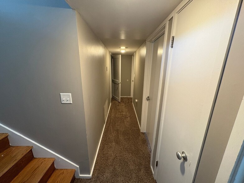 3712 NW 51st St, Lincoln, NE for sale - Building Photo - Image 3 of 8