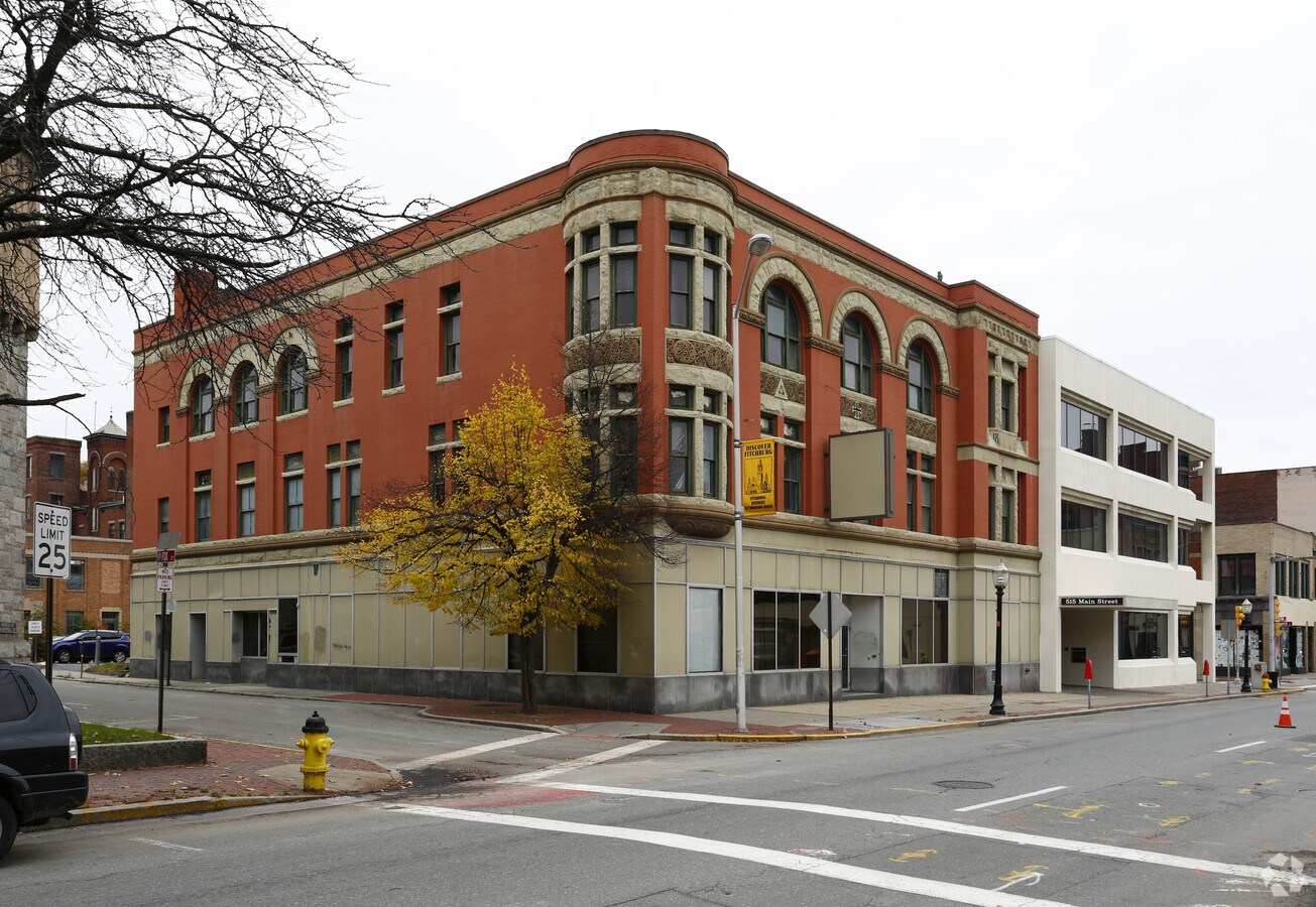 533 Main St, Fitchburg, MA 01420