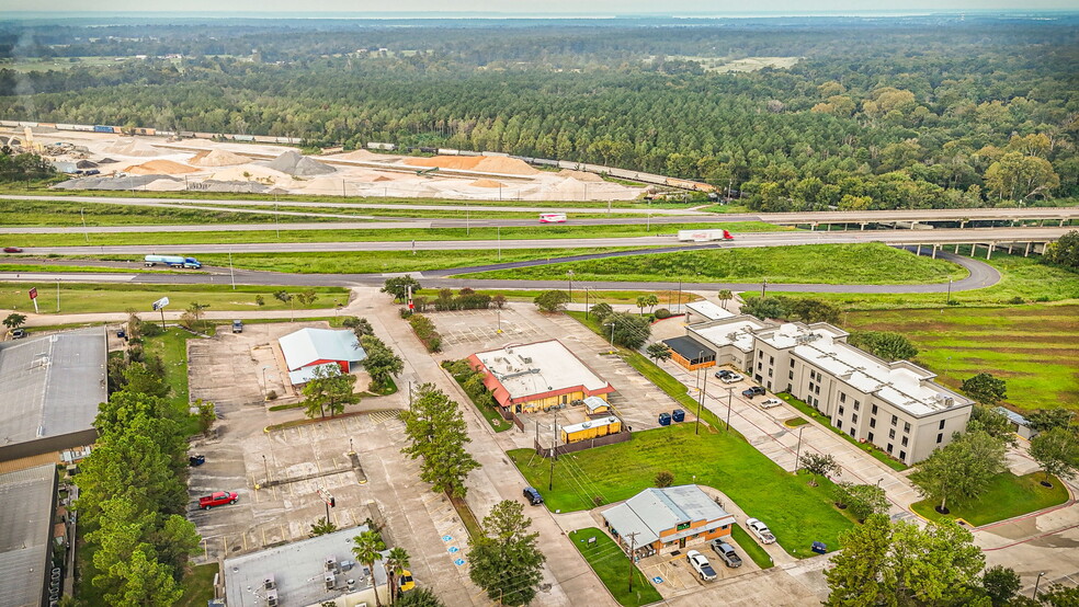 100 Southpoint Loop, Livingston, TX for sale - Aerial - Image 3 of 19