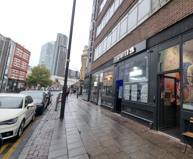 2733 Bethnal Green Rd, London, LND