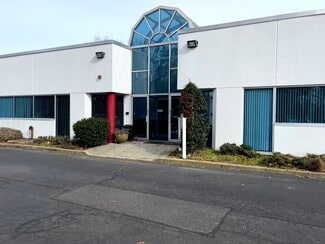 More details for 300 Corporate Plz, Islandia, NY - Office for Lease