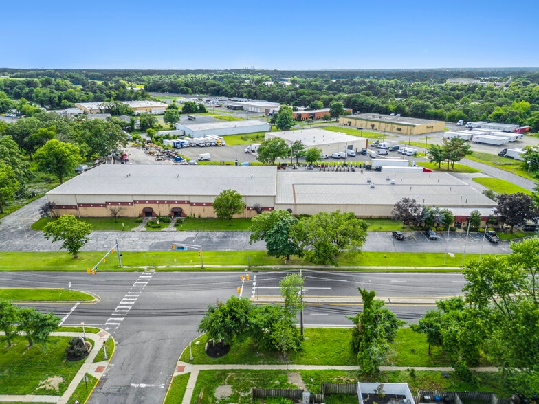 1 Ironside Ct, Willingboro, NJ for sale - Building Photo - Image 3 of 38