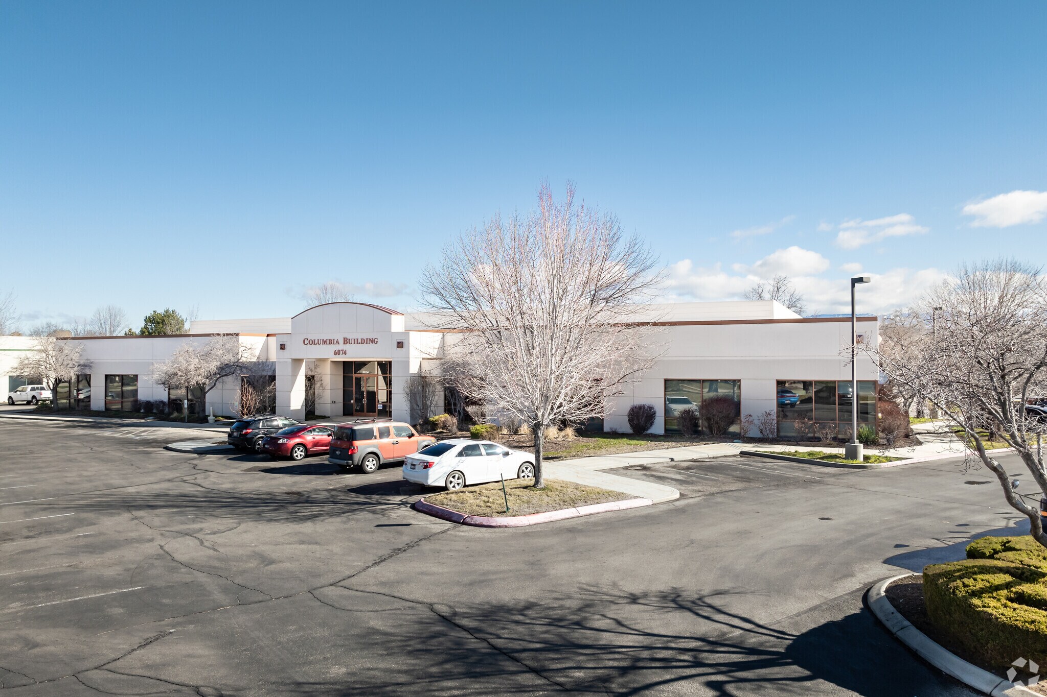6074 N Discovery Way, Boise, ID for sale Primary Photo- Image 1 of 1
