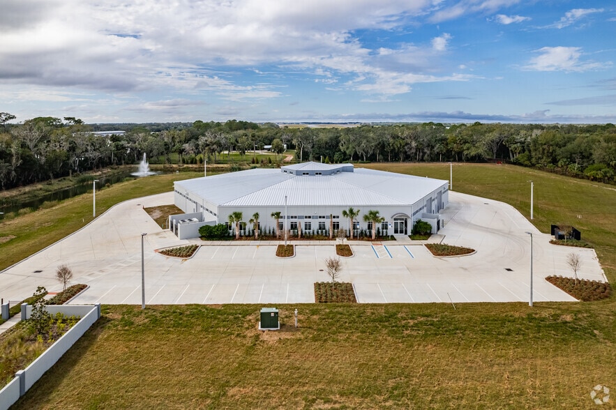 2678 Richmond Ave, Sanford, FL for lease - Building Photo - Image 1 of 21